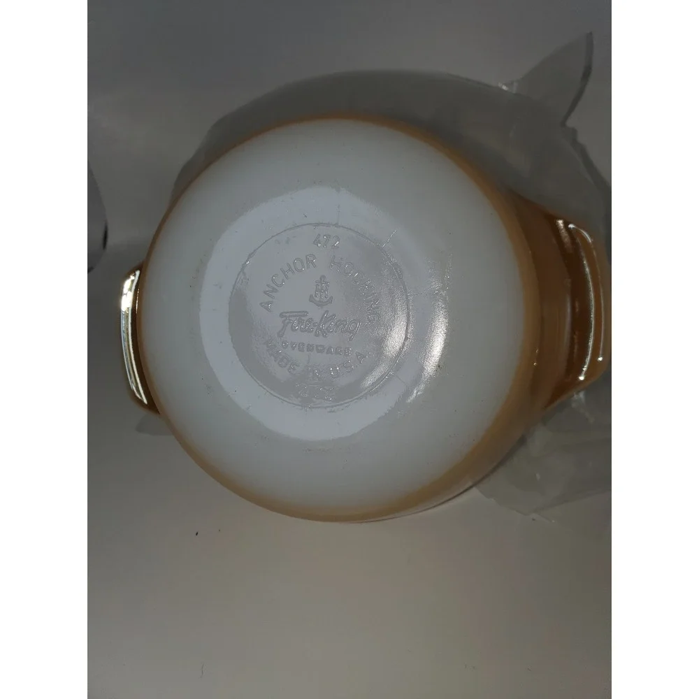 Fire-King Peach Lustre 1.5 Pint Casserole Dish 472 Anchor Hocking Milk Glass USA